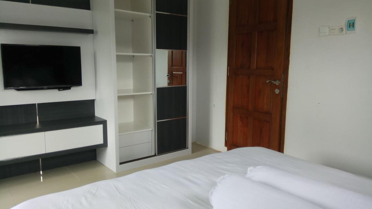 Azalia Residence Palembang Exterior foto